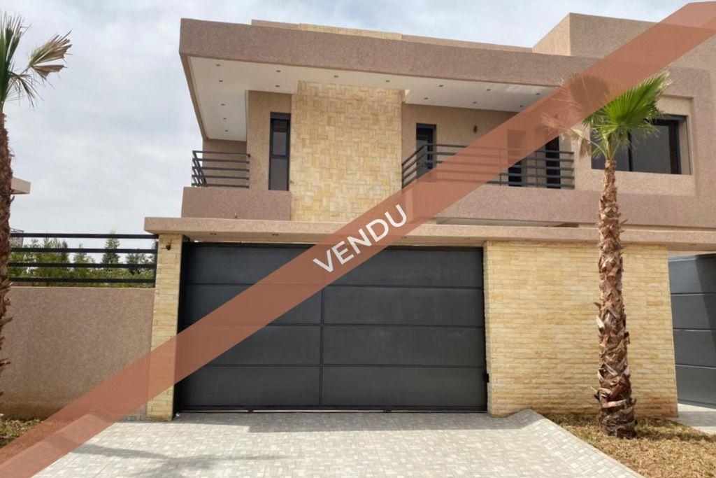 Villa neuve située dans le quartier de Targa à Marrakech