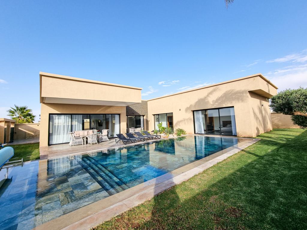 Villa moderne de plain-pied sans VNA